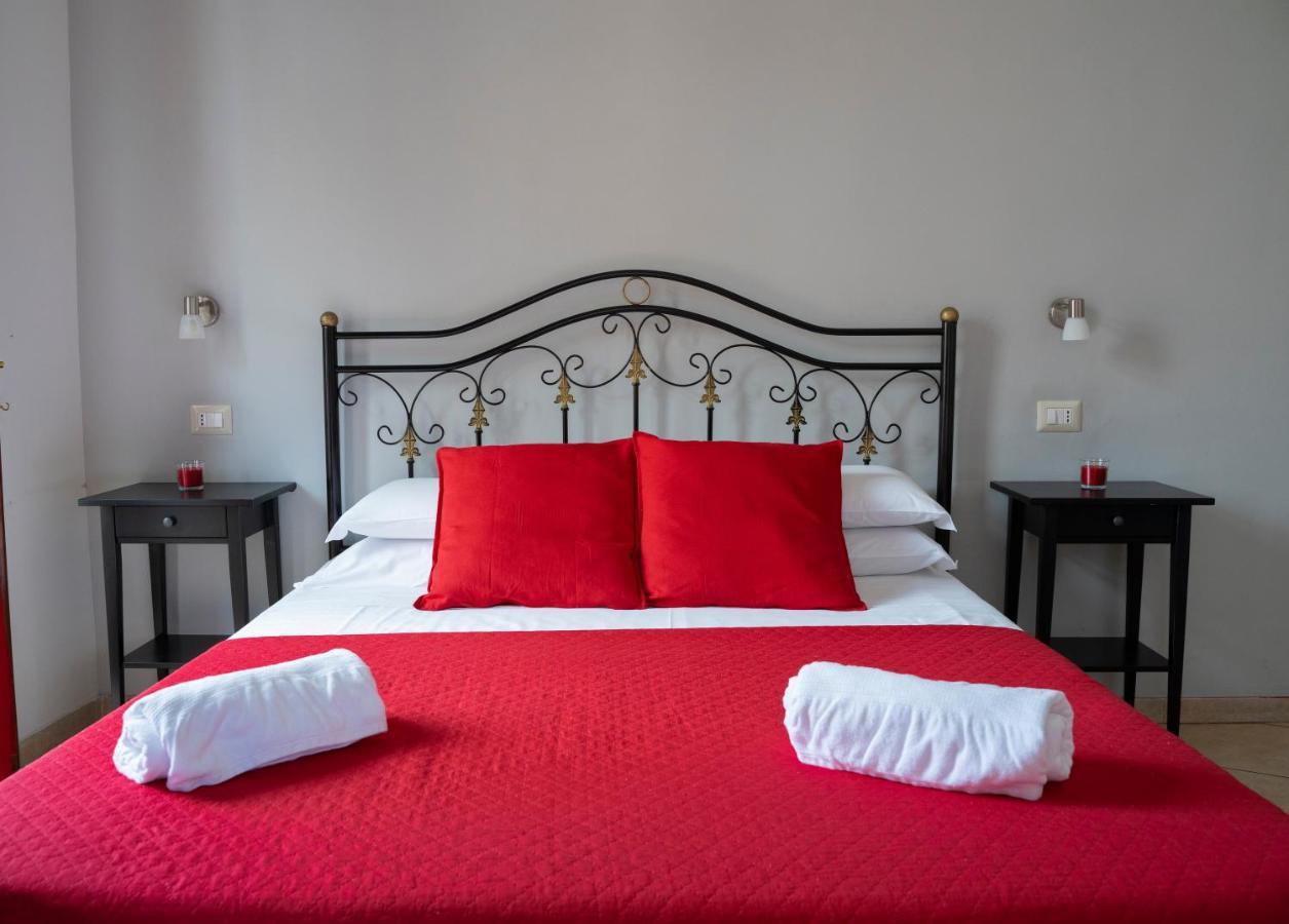 Vico 22 Rooms Napoli Exterior photo
